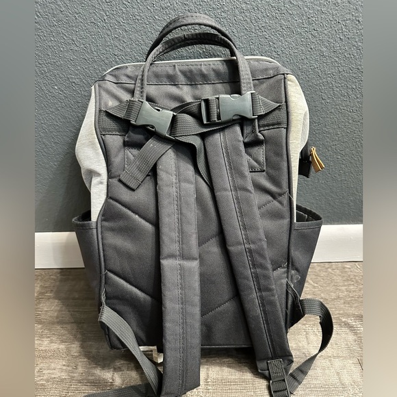 Diaper bag - Picture 2 of 4